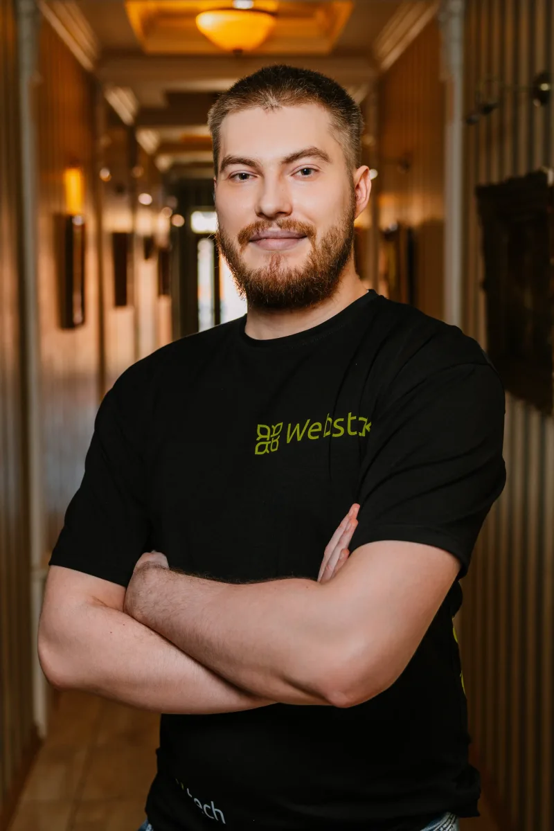 Артем Асташкін